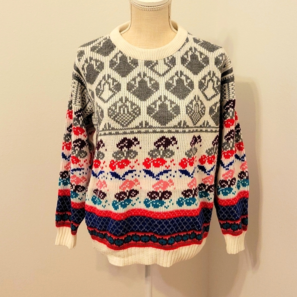 Vintage muliti-colored COLLEGE POINT 100% Acrylic Sweater in size Medium
